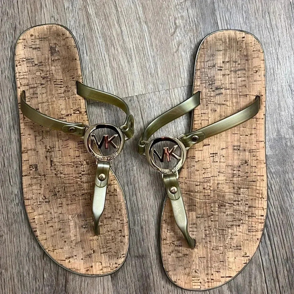 Michael Kors • Thong Sandals - Picture 1 of 4